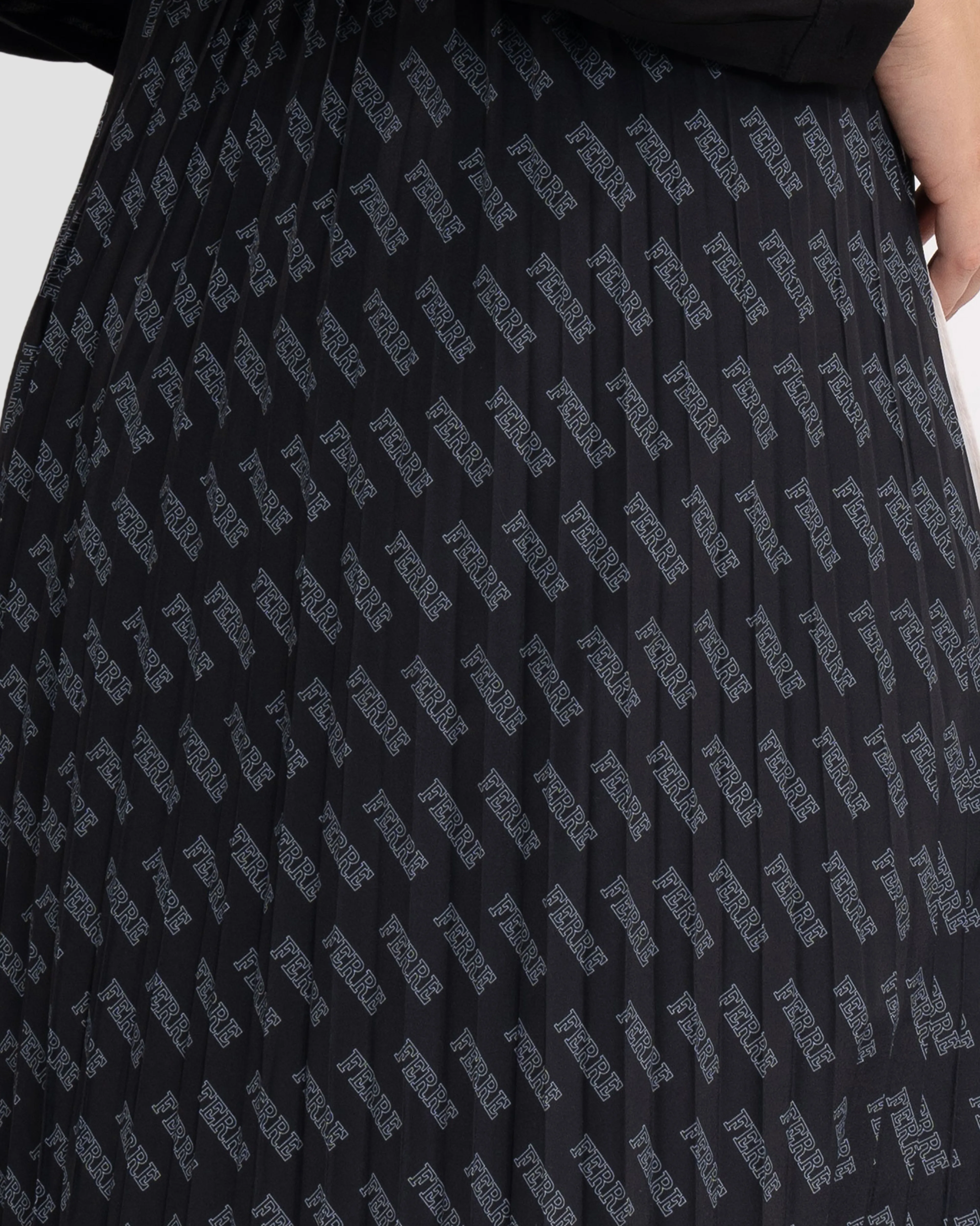 Ferré Pattern Pleated Midi Skirt