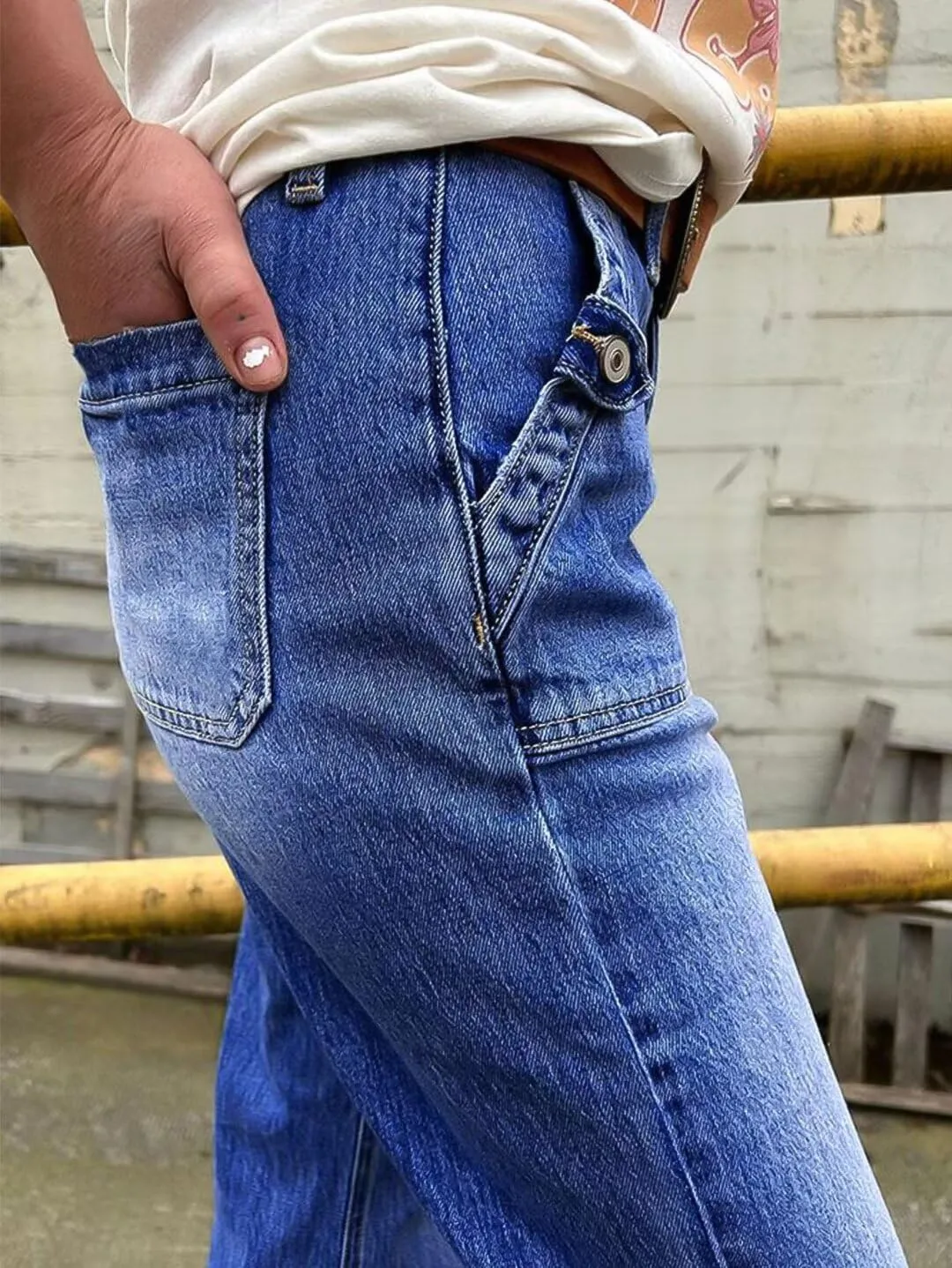 Flamingals Straight Leg Jeans for Women Mid Rise Casual Wash Raw Hem Jeans Without Belt