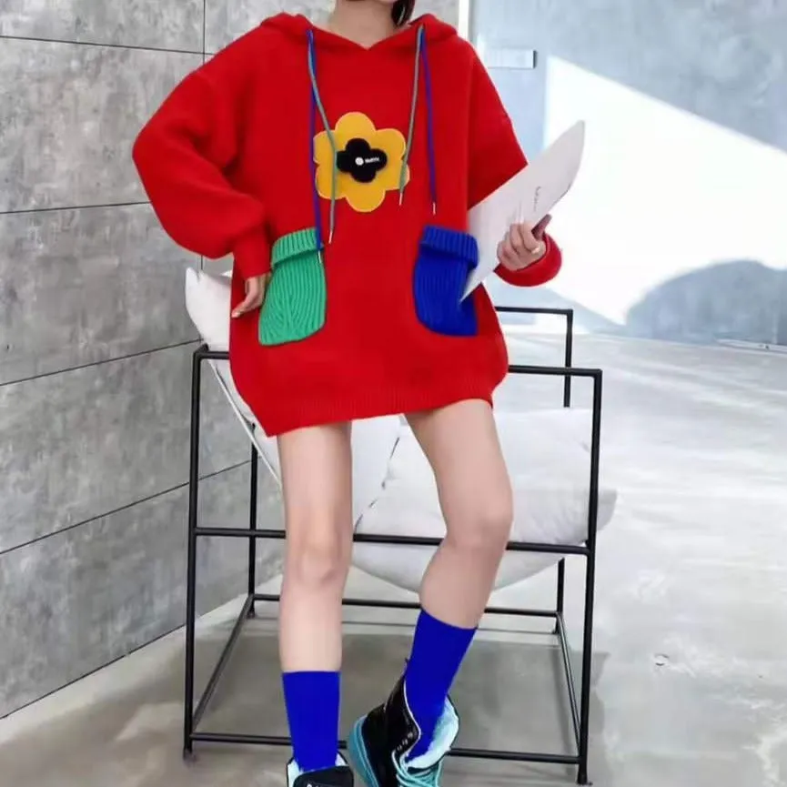 Julia 3D detailing Oversized Hoodie
