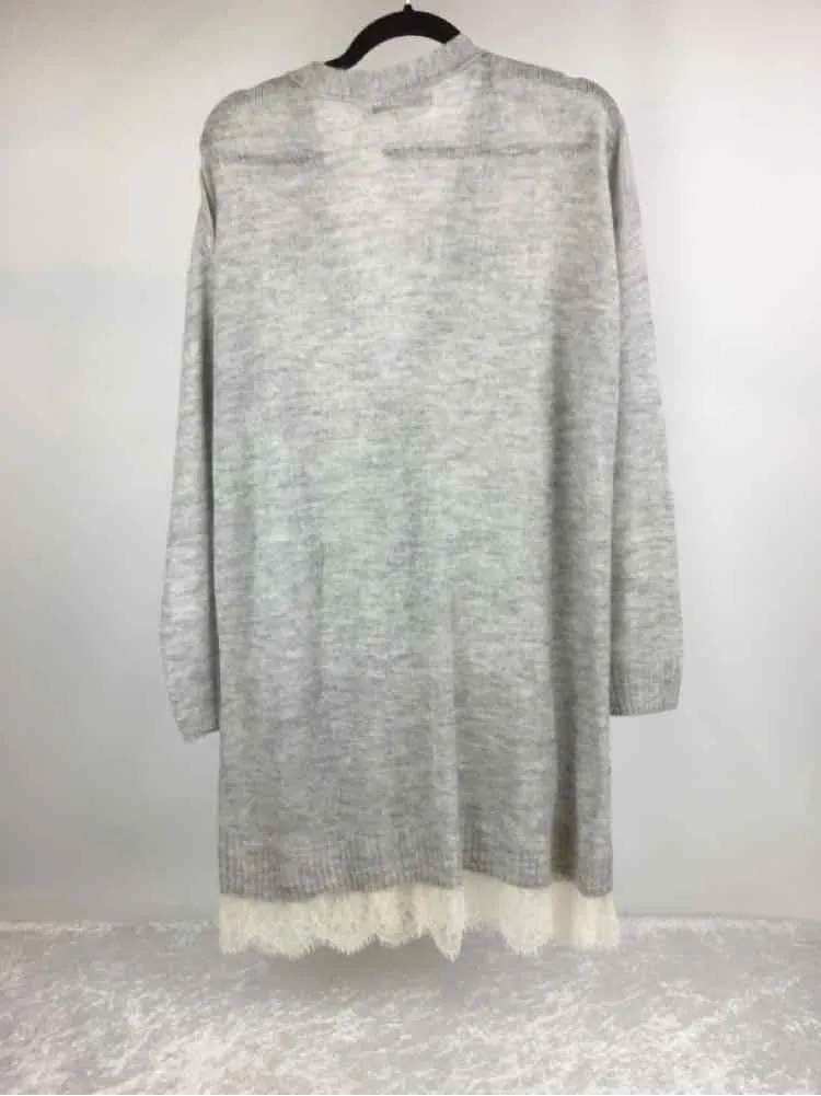 Lauren Conrad Size XXL Light Gray Lace Detail button front Cardigan
